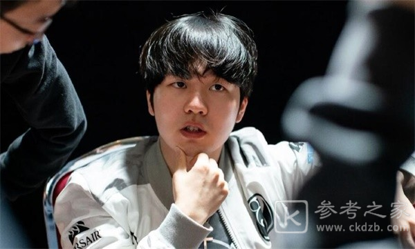 LOL：Uzi被Doinb明示复出，去哪个队都定下来了，下赛季原地起飞